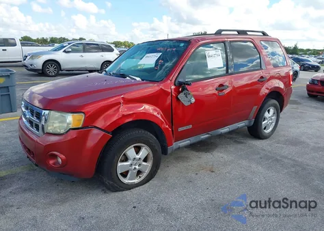 2008 Ford Escape Xlt z USA, uszkodzony, nr VIN 1FMCU03Z58KB01199